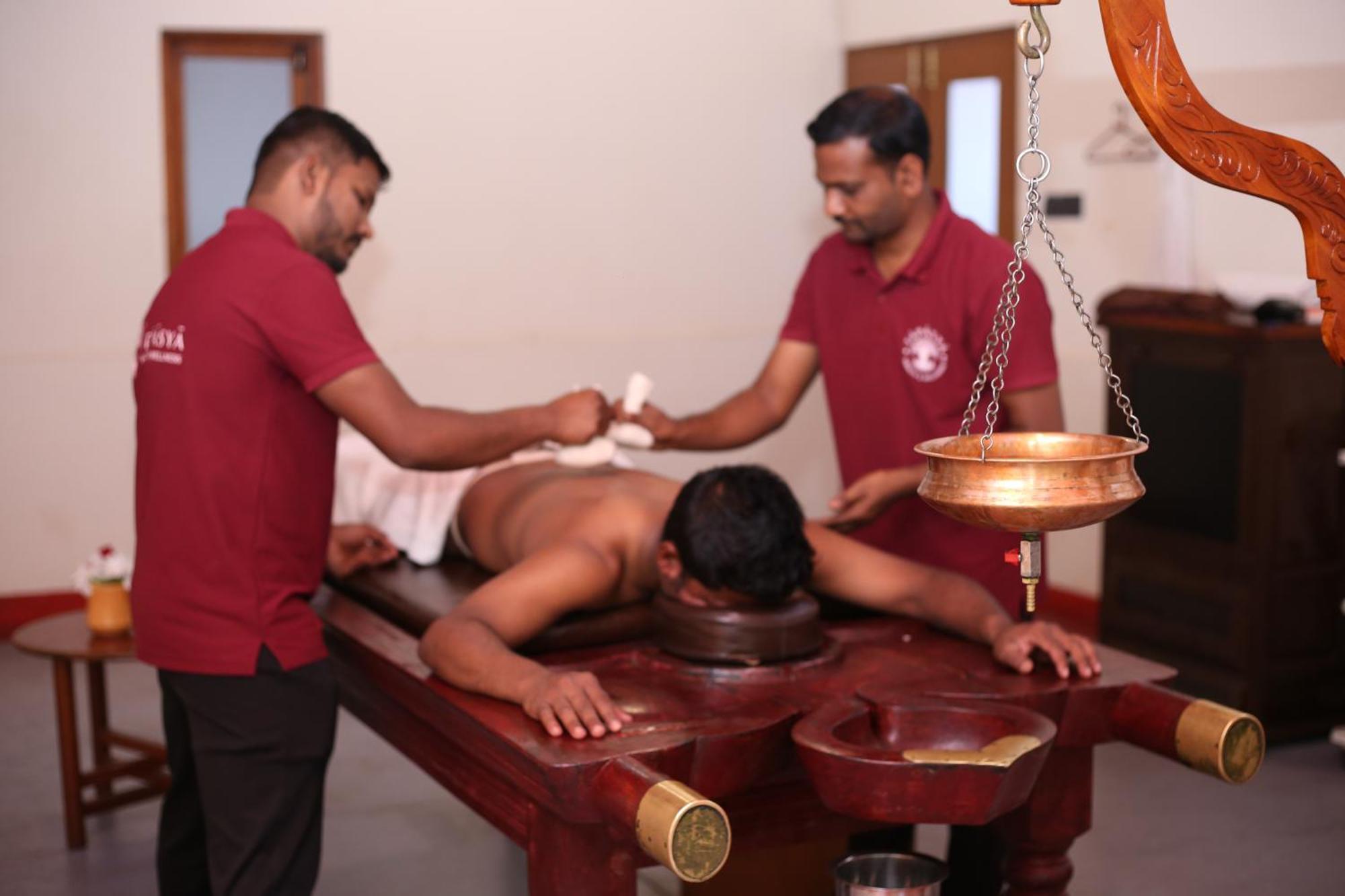 Tapasya Health & Wellness 호텔 Jaysingpur 외부 사진
